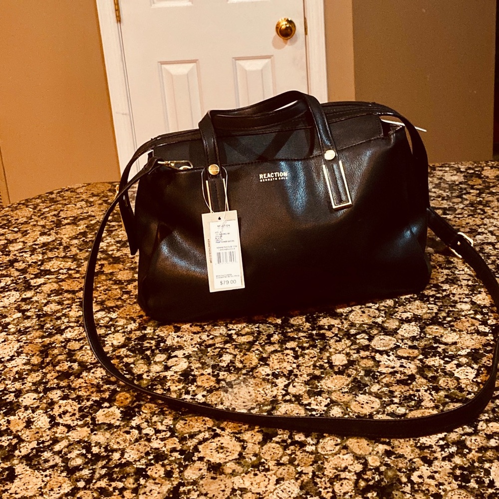 Kenneth Cole Reaction Gorgeous & Classy hand bag. - Picture 11 of 16
